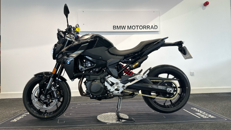 BMW F900 R